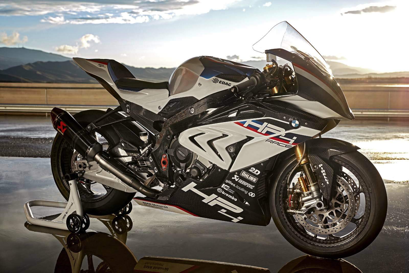 Bmw hp4 cheap race bike